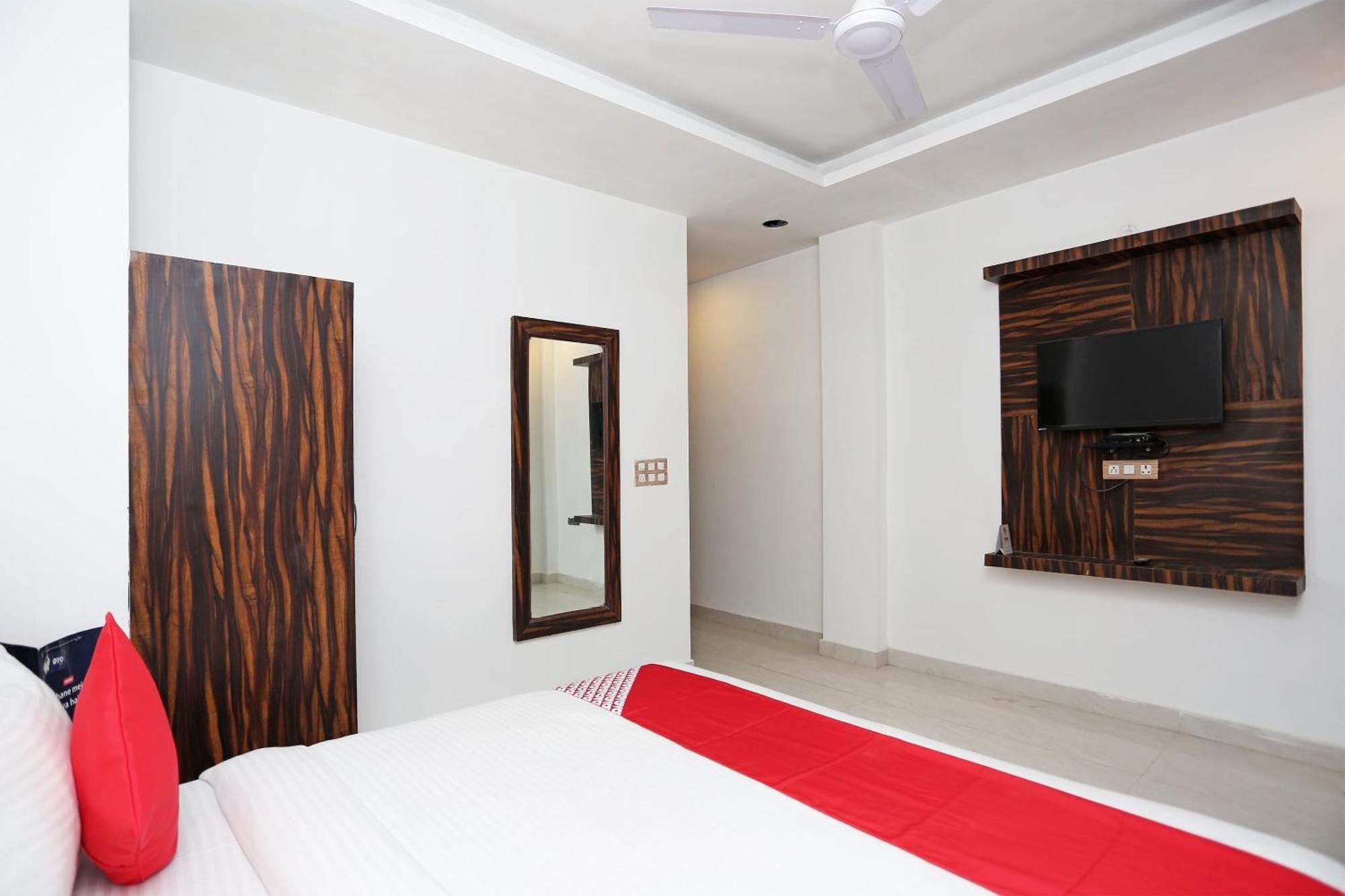Hotel Rosewood Inn Rājpur Exterior photo